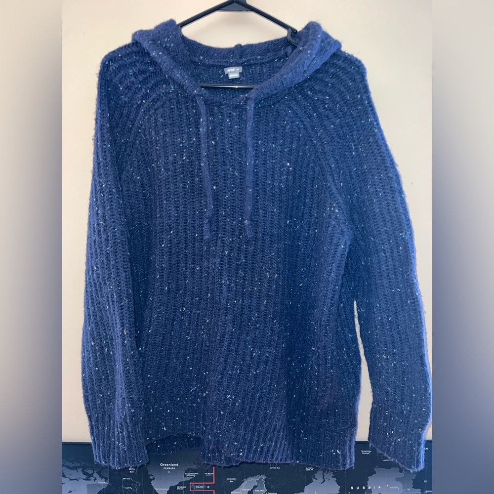 Oversized sweater hoodie